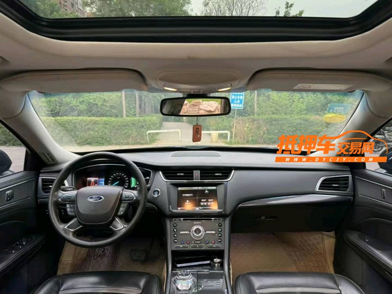 邢台16年福特金牛座9