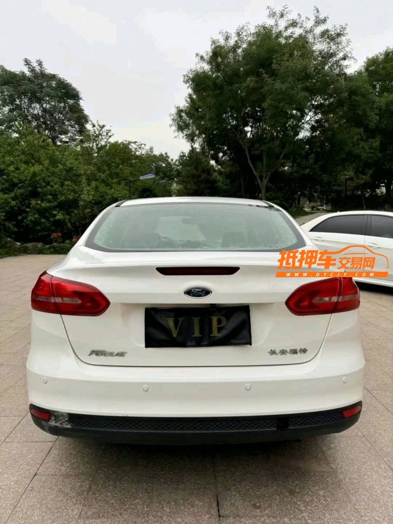 邢台16年福特福克斯5