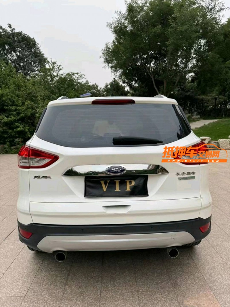 邢台16年福特翼虎9