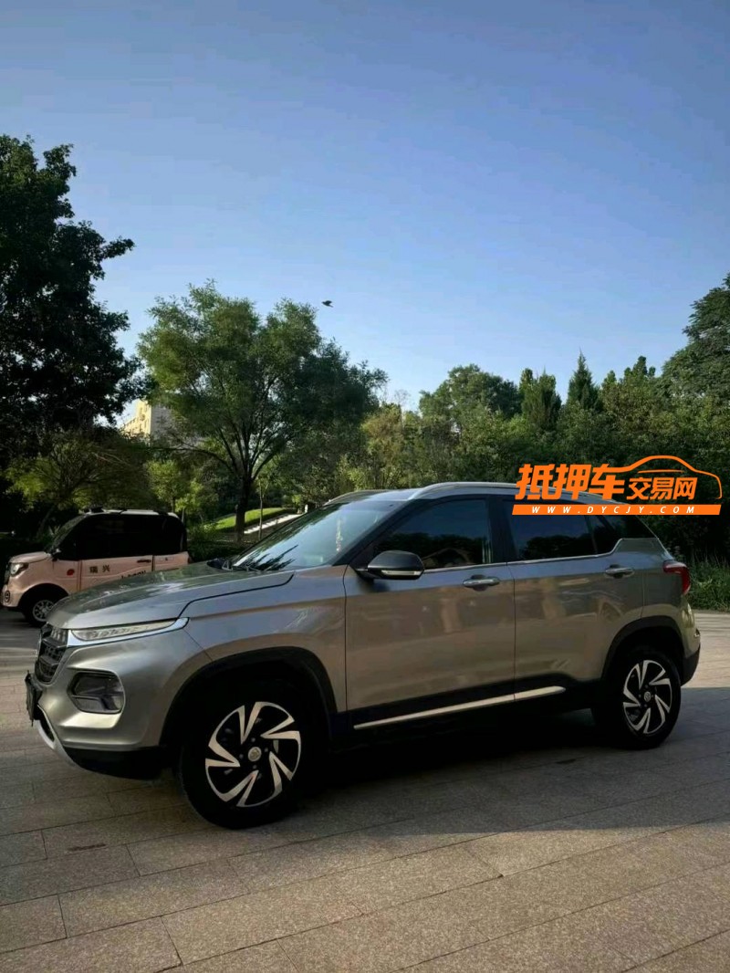 邢臺19年寶駿5102
