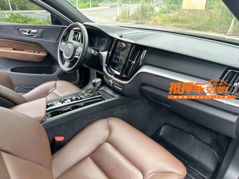 重庆21年沃尔沃XC608