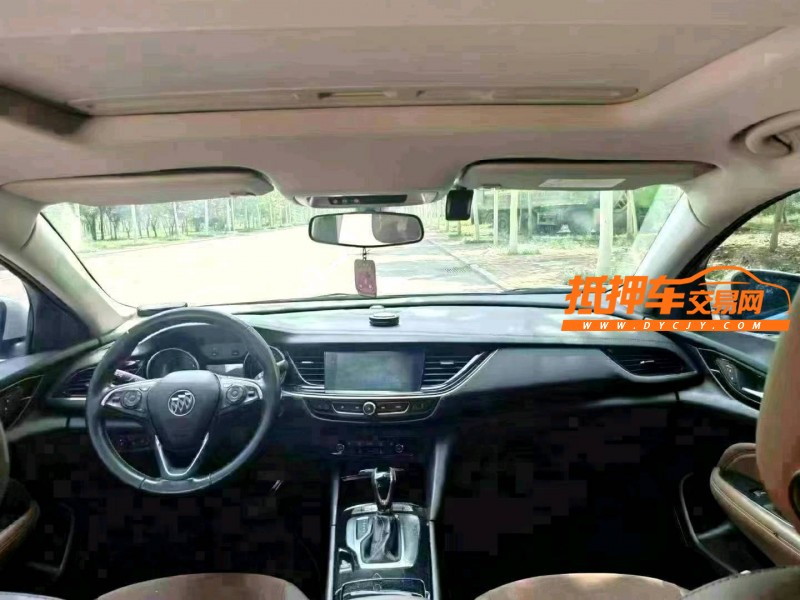 聊城19年别克君威5