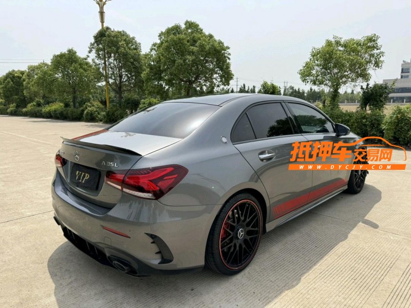 盐城21年奔驰AMG4