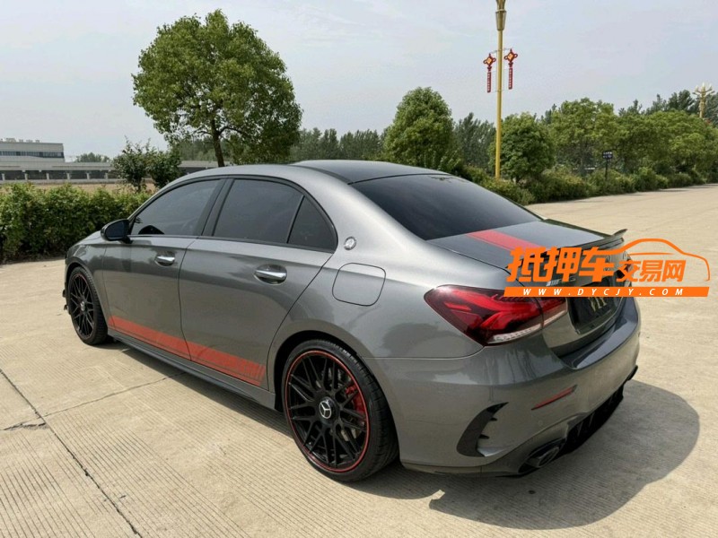 盐城21年奔驰AMG5
