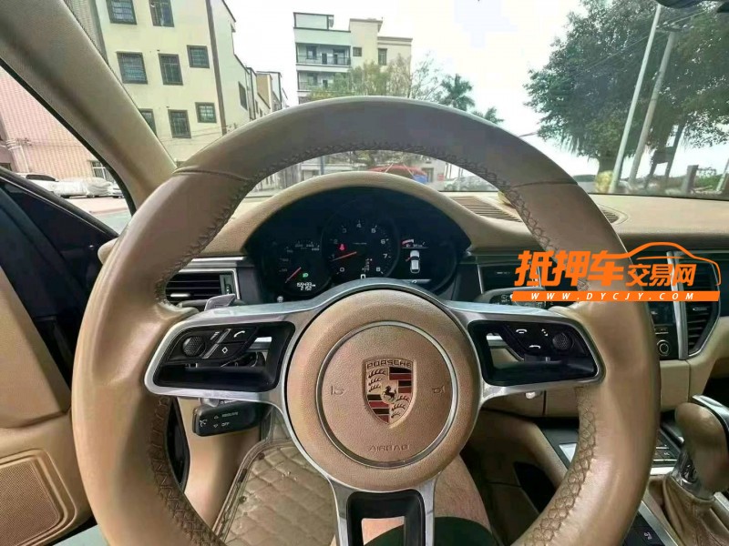 佛山16年保时捷Macan3