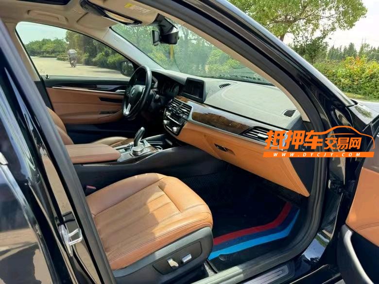 盐城18年宝马5系9