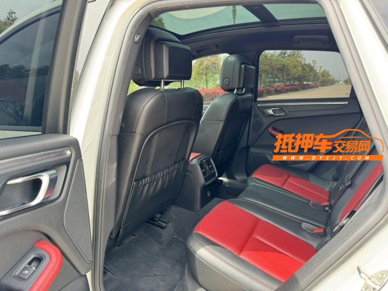 盐城17年保时捷Macan7