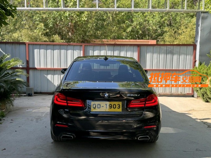 青岛20年宝马5系8
