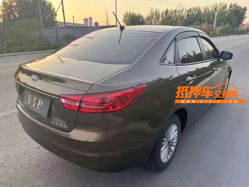 济南18年福特福睿斯4