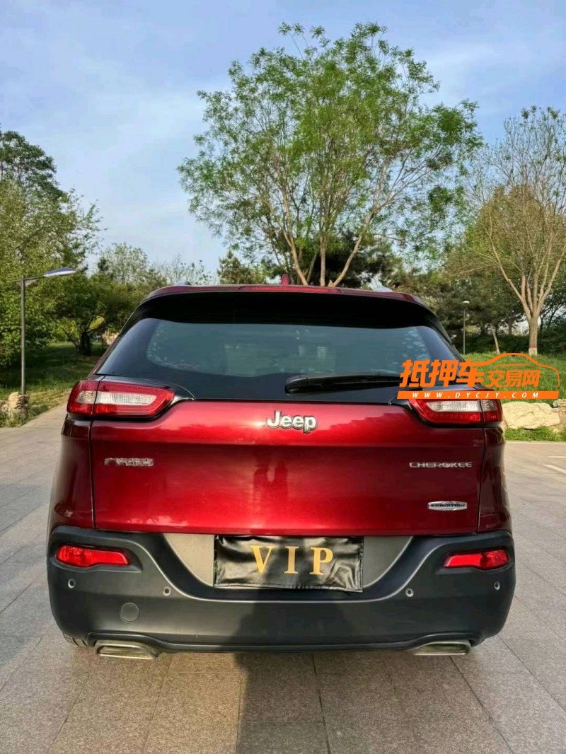 邢台16年Jeep自由光9