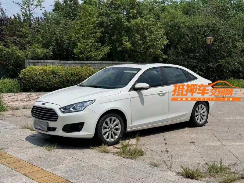 济南18年福特福睿斯3