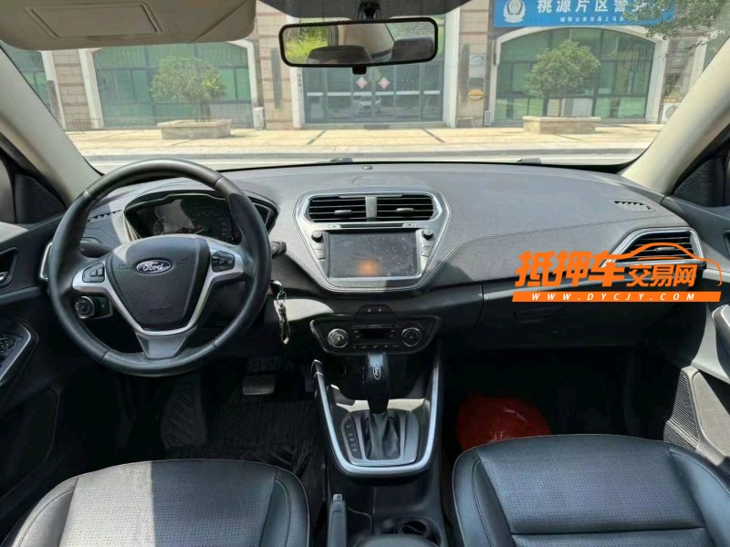 济南18年福特福睿斯4