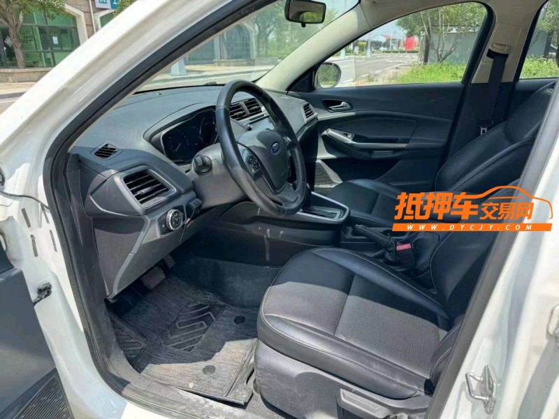 济南18年福特福睿斯5