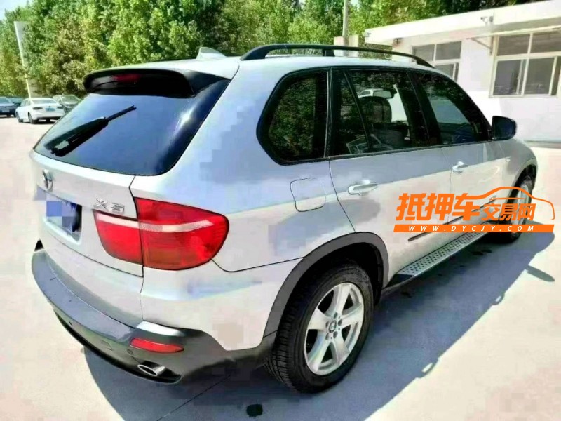 聊城09年宝马X58
