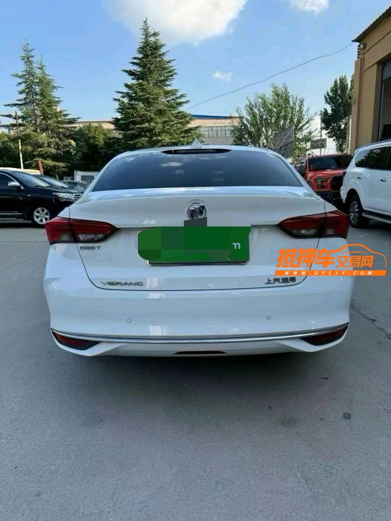 枣庄22年别克威朗4