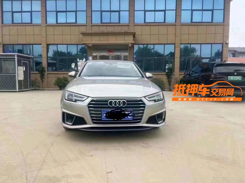 青岛18年奥迪A4L1