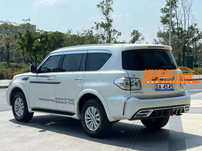东莞18年日产途乐6