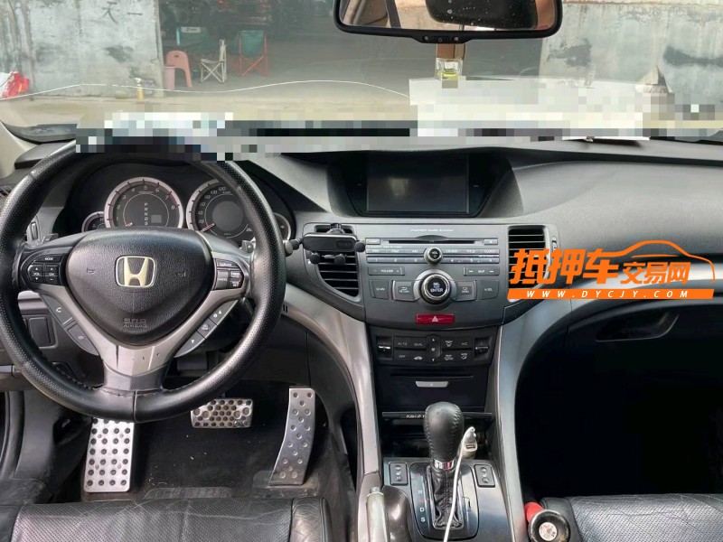 济宁11年本田思铂睿4