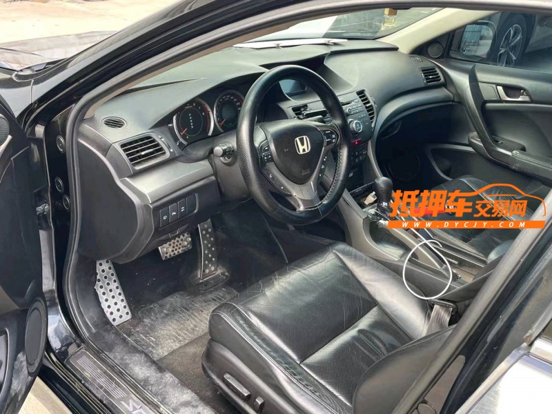 济宁11年本田思铂睿6