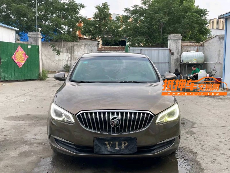 济宁16年别克英朗1