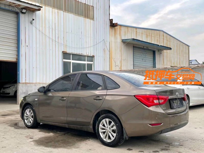 济宁16年别克英朗7