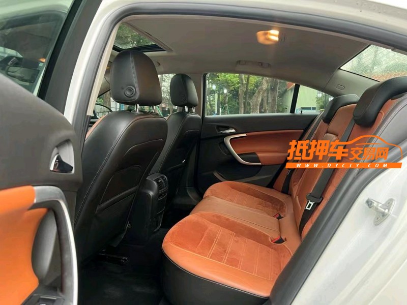 东莞17年别克君威5