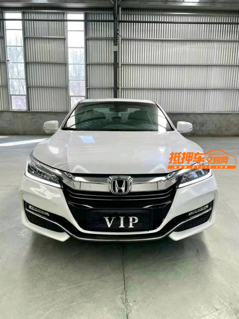 临沂19年本田雅阁1