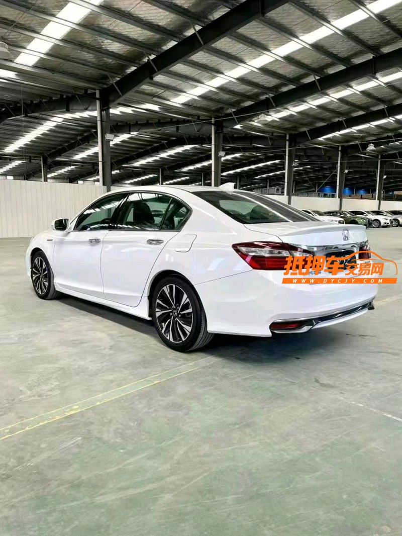 临沂19年本田雅阁4