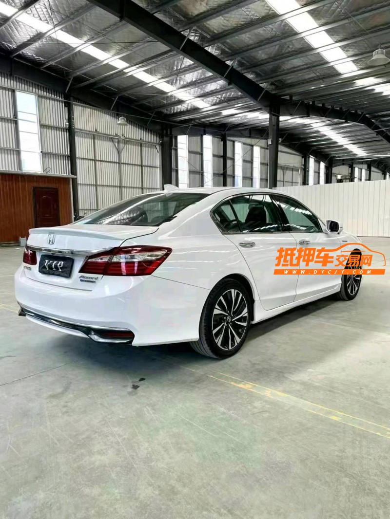 临沂19年本田雅阁5