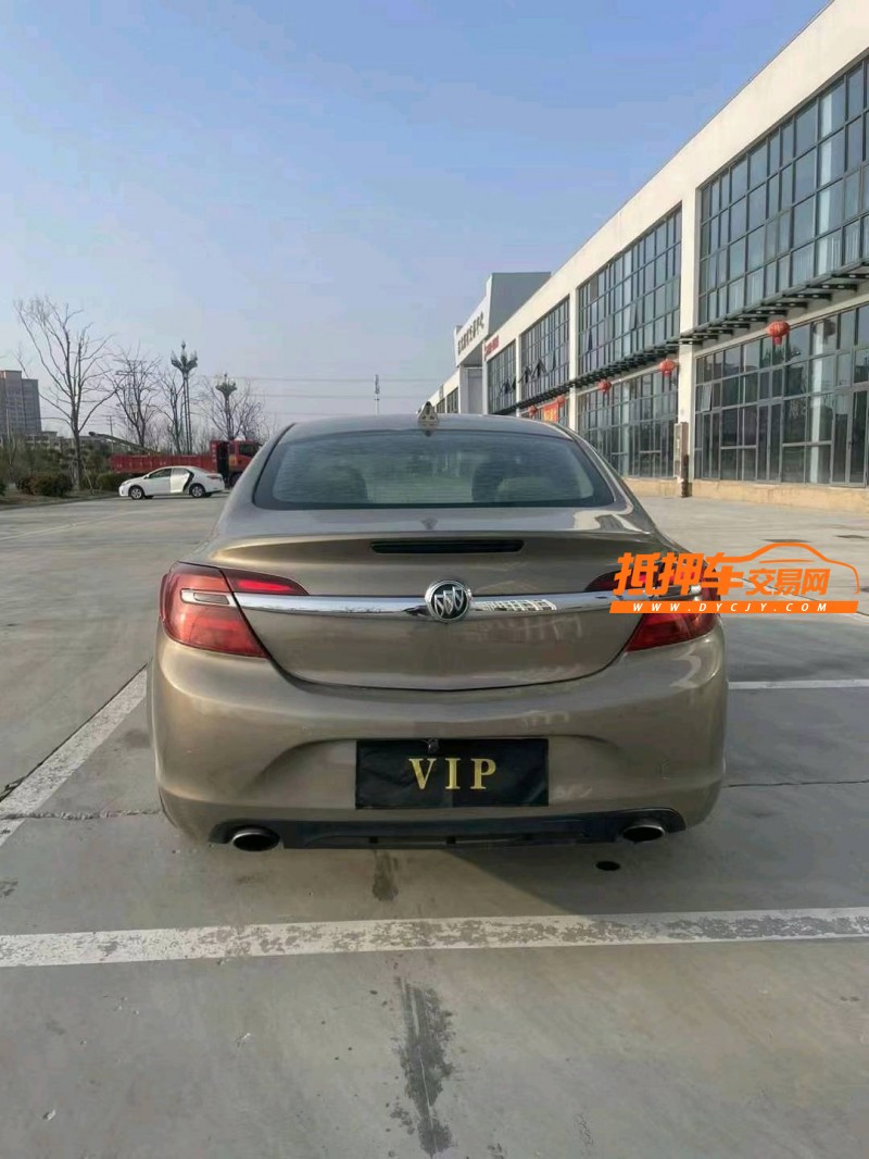 徐州15年别克君威8