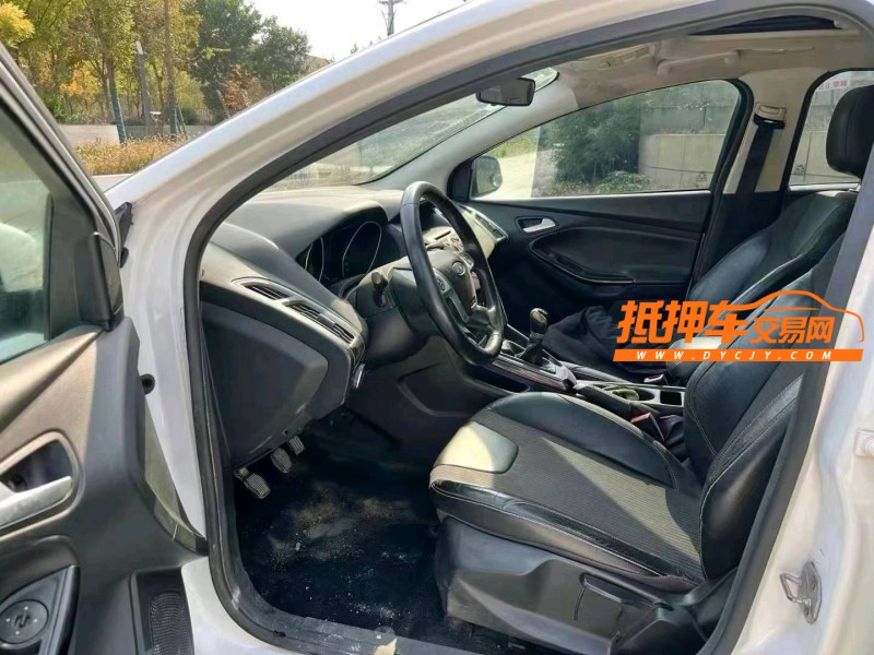 烟台14年福特福克斯5