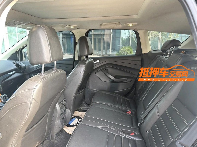 青岛18年福特翼虎5