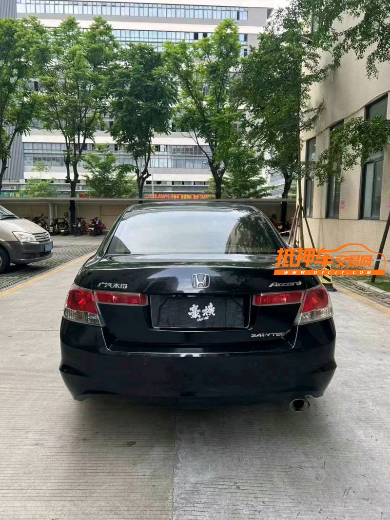 佛山10年本田雅阁5