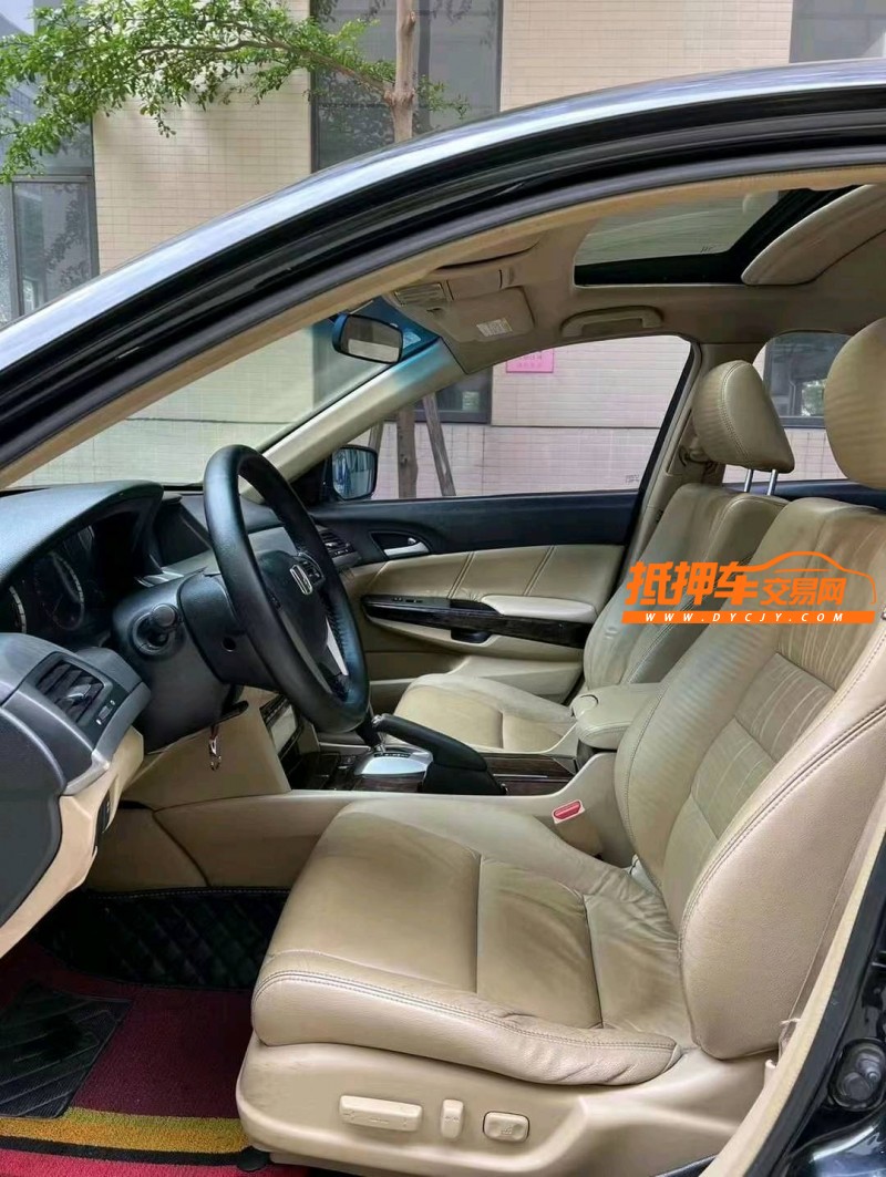 佛山10年本田雅阁6