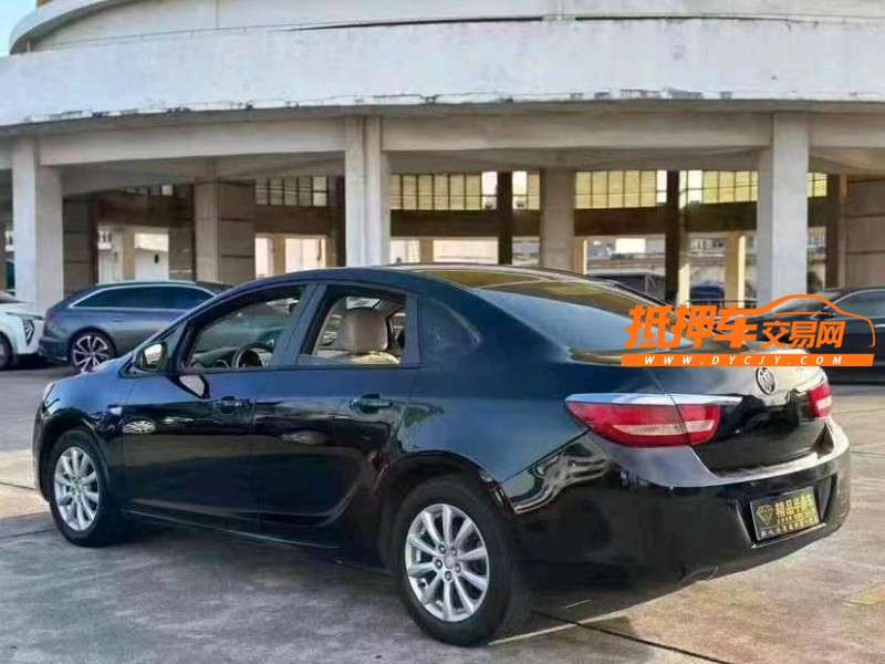 东莞12年别克英朗4