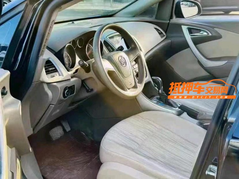 东莞12年别克英朗6
