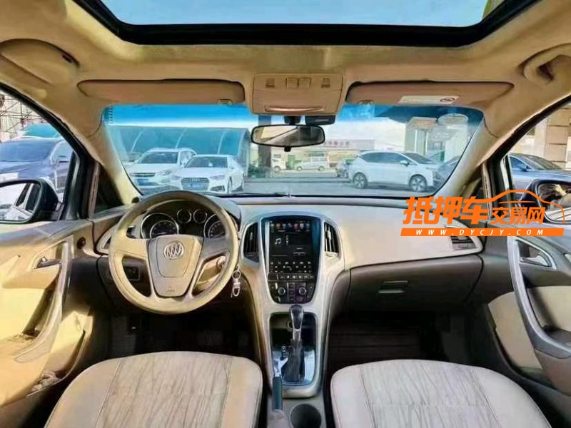 东莞12年别克英朗7