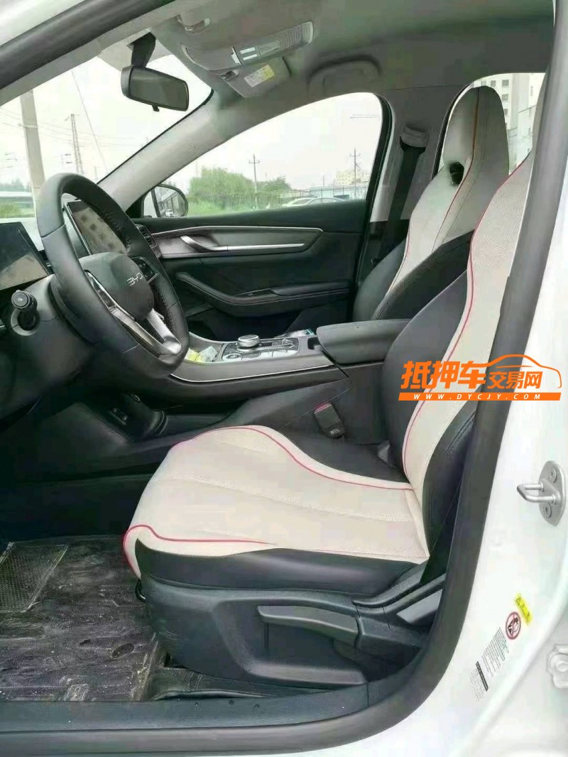 菏泽23年比亚迪驱逐舰8