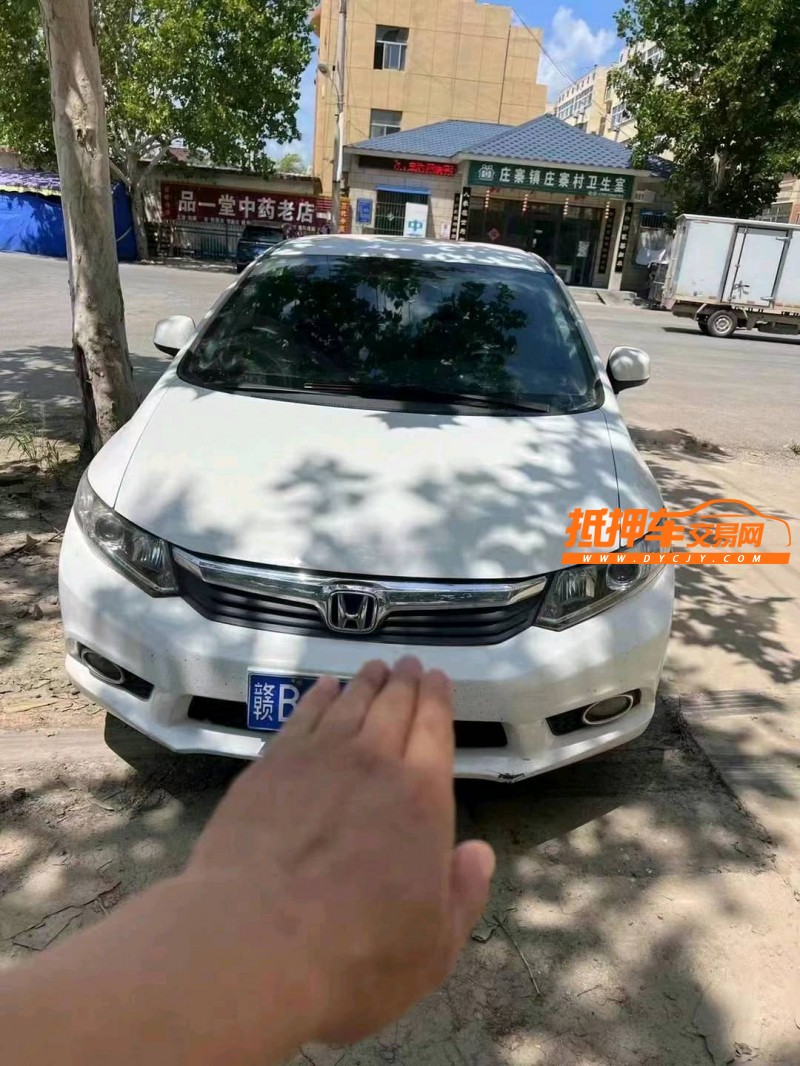 菏泽13年本田思域1