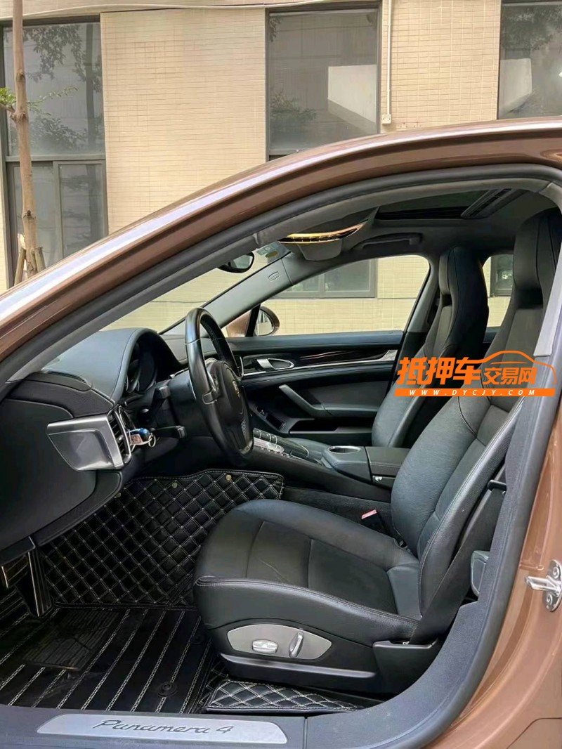 广州12年保时捷帕拉梅拉5