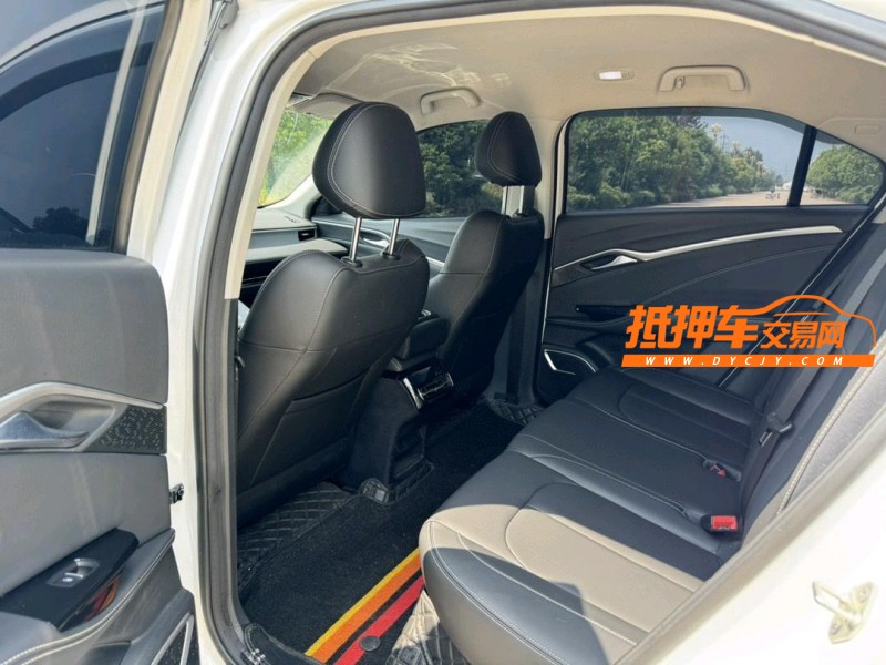 鹽城23年哪吒U6
