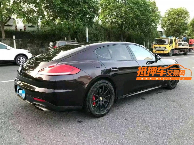 广州14年保时捷帕拉梅拉8
