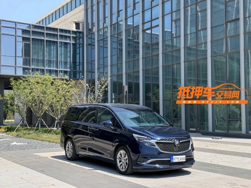 青岛21年别克GL82