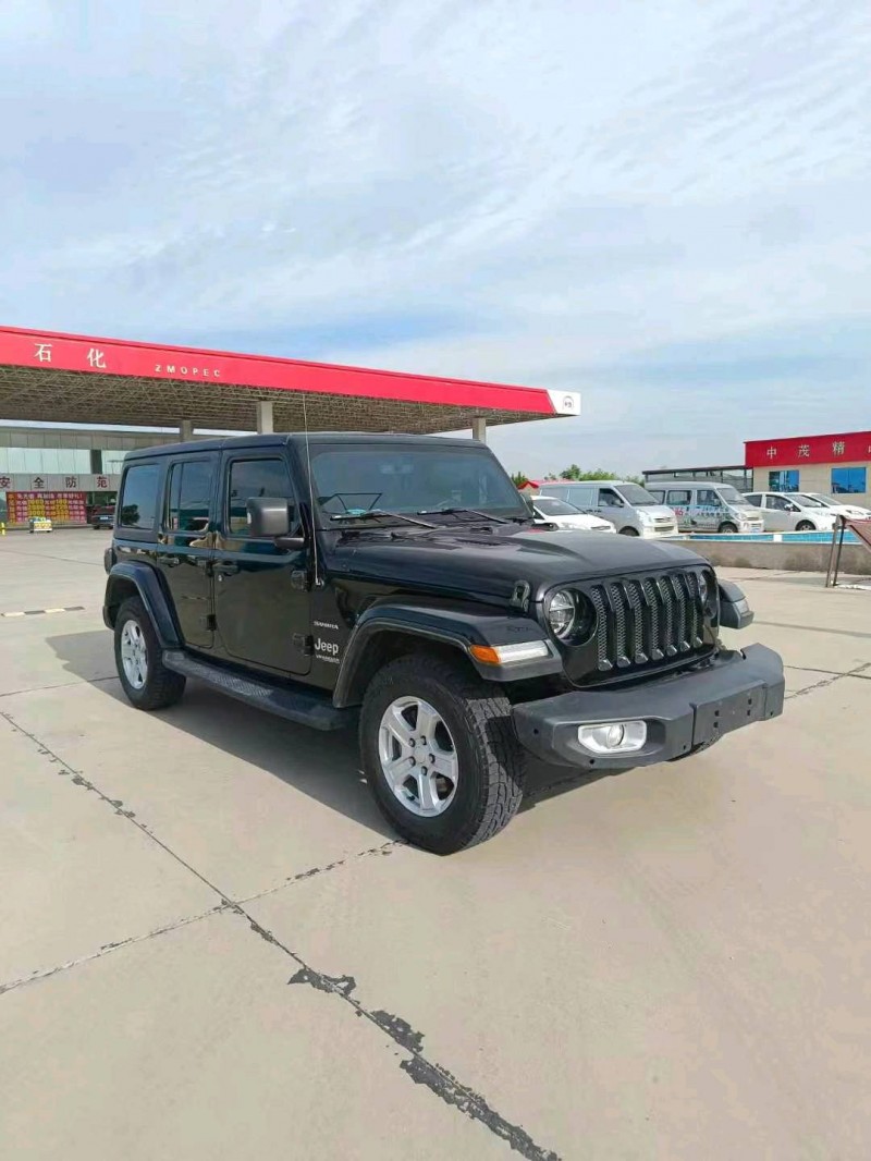 保定19年Jeep牧马人3