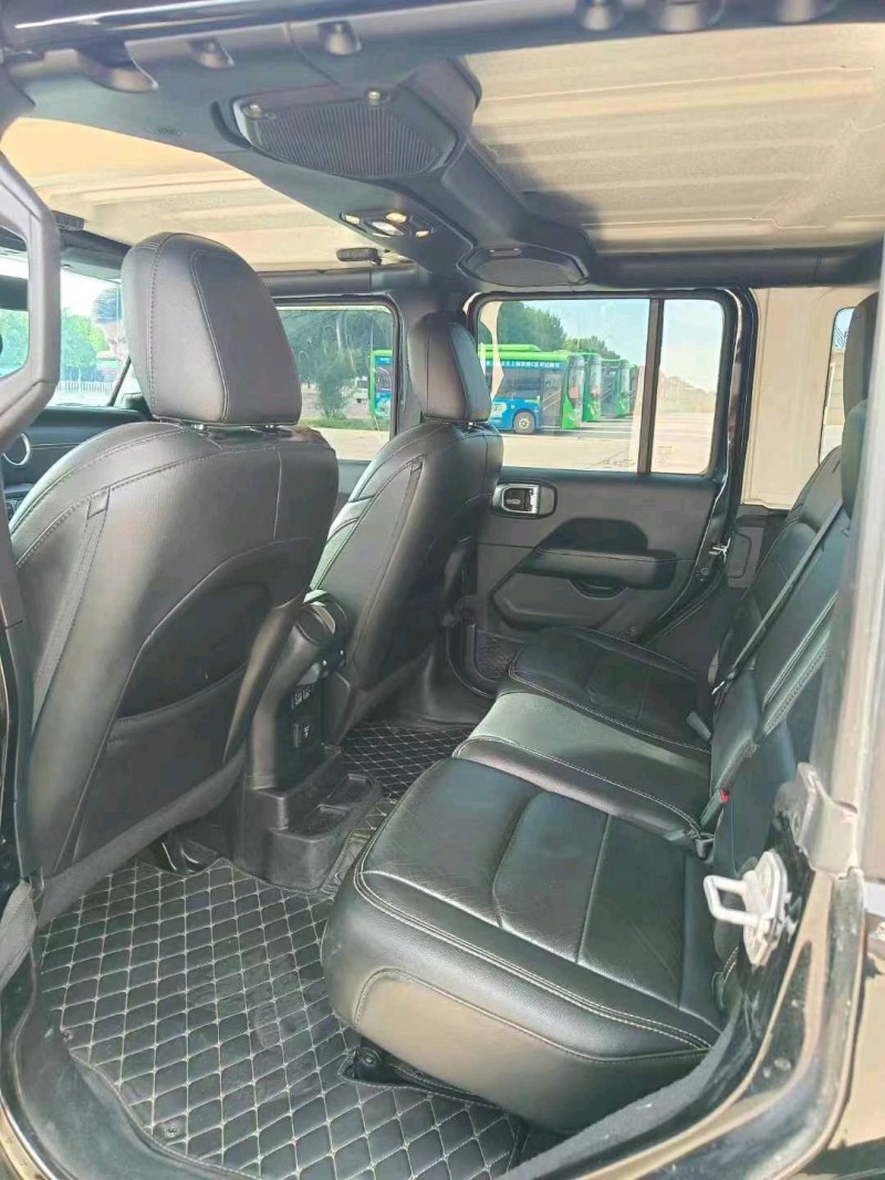 保定19年Jeep牧马人5