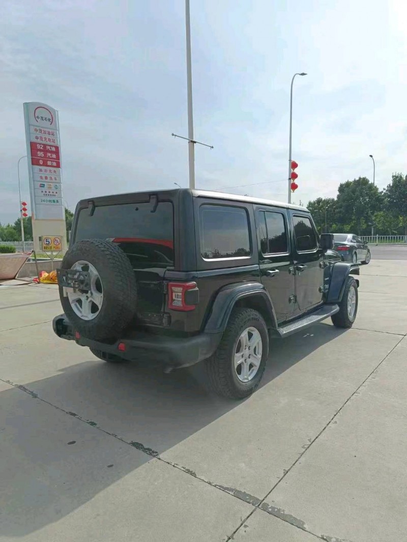 保定19年Jeep牧马人7