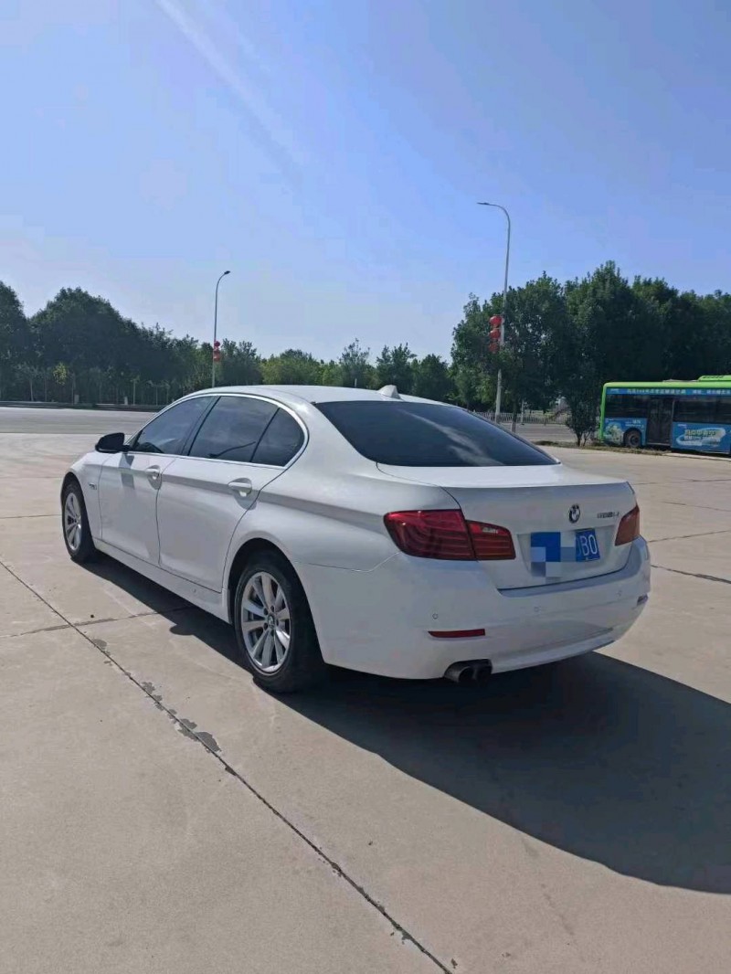 保定15年宝马5系7
