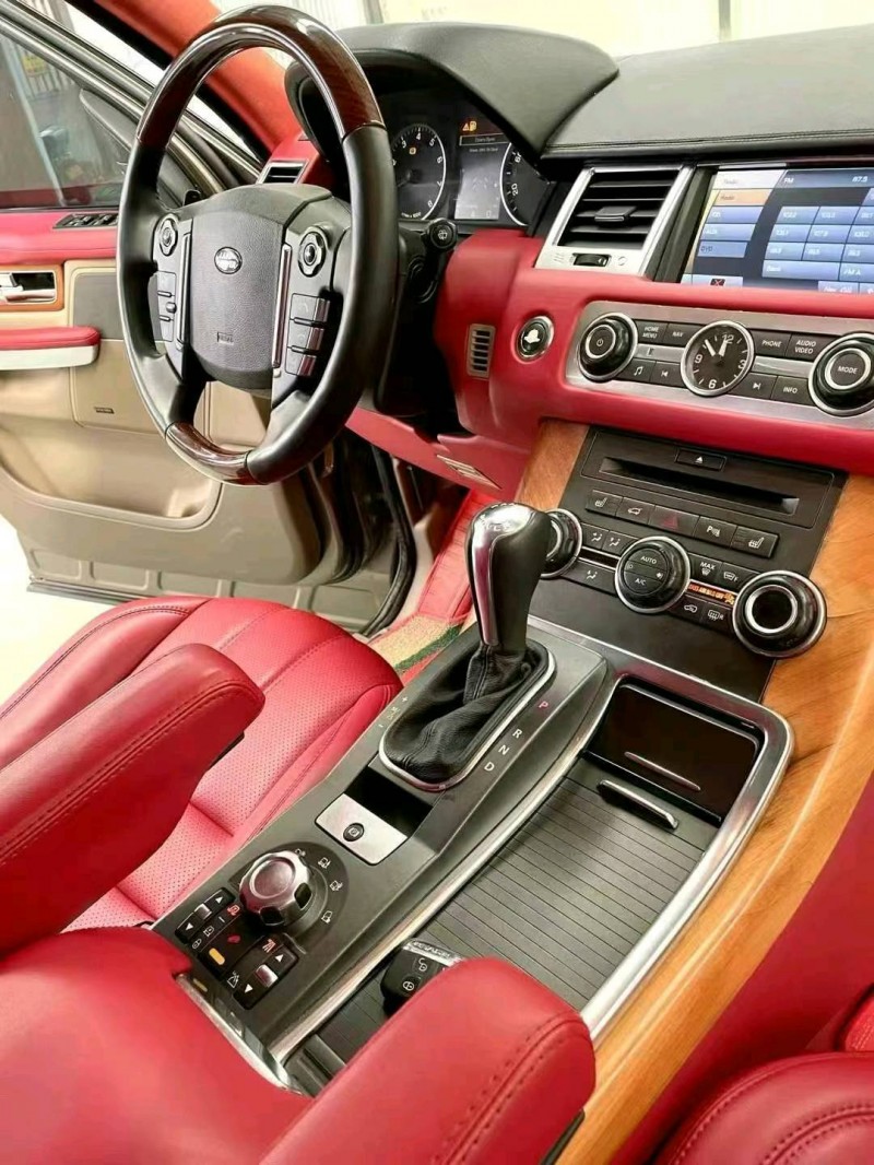 临沂11年路虎揽胜运动9