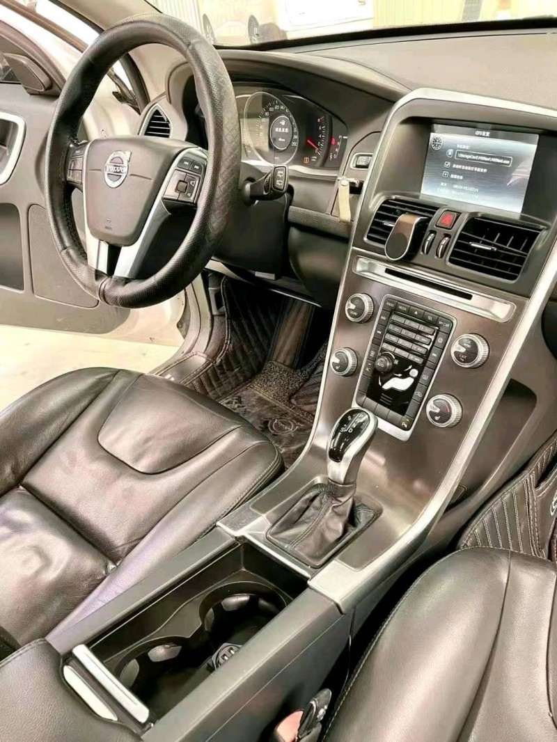 临沂14年沃尔沃XC605