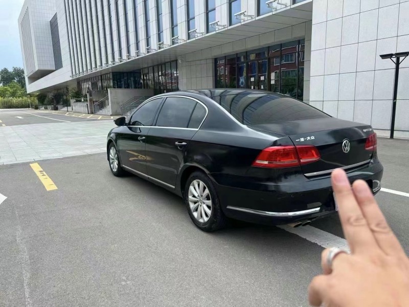 济南15年大众迈腾5